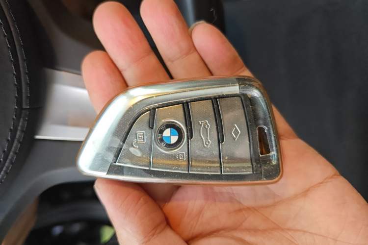 Used BMW 5 Series 2021 530i M Sport Package Vehicle Key