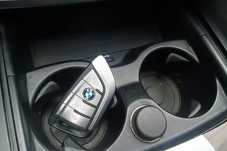 Used BMW 5 Series 2021 530Li Luxury Edition Premium Package Vehicle Key