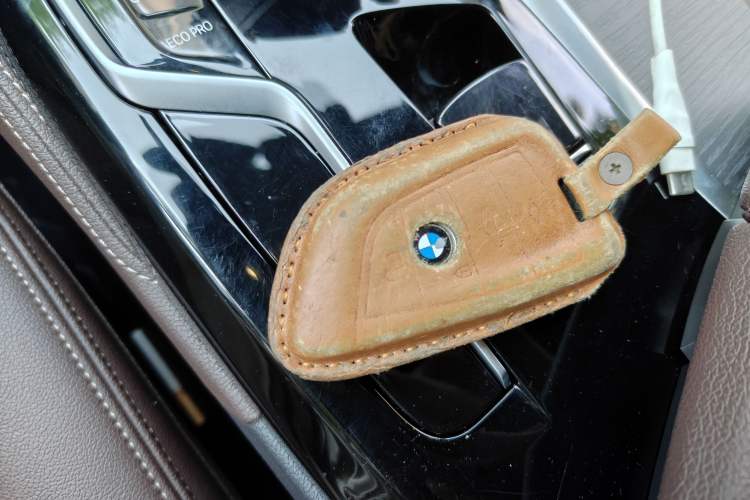Used BMW 5 Series 2021 Facelifted 530Li Executive M Sport Package Vehicle Key