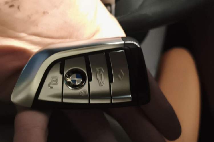 Used BMW 5 Series 2021 530i M Sport Package Vehicle Key