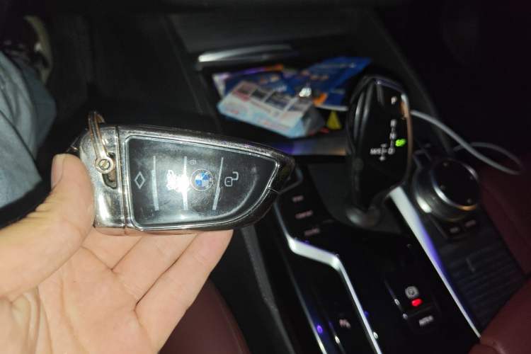 Used BMW 5 Series 2021 530Li Leading Model M Sport Package Vehicle Key