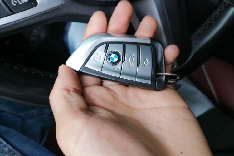 Used BMW 5 Series 2021 530Li Leading Model M Sport Package Vehicle Key