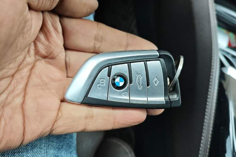 Used BMW 5 Series 2021 530Li Luxury Edition Premium Package Vehicle Key