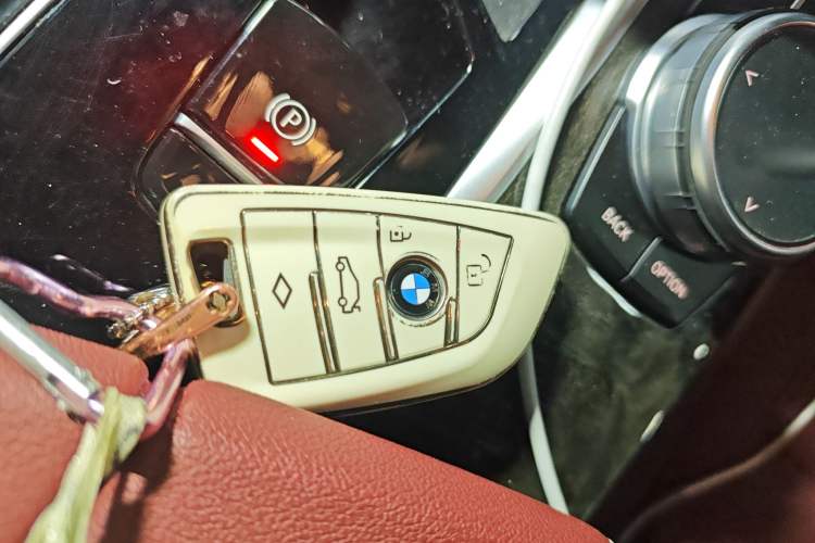 Used BMW 5 Series 2021 530Li Leading Model M Sport Package Vehicle Key