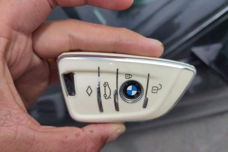 Used BMW 5 Series 2021 530Li Leading Model M Sport Package Vehicle Key