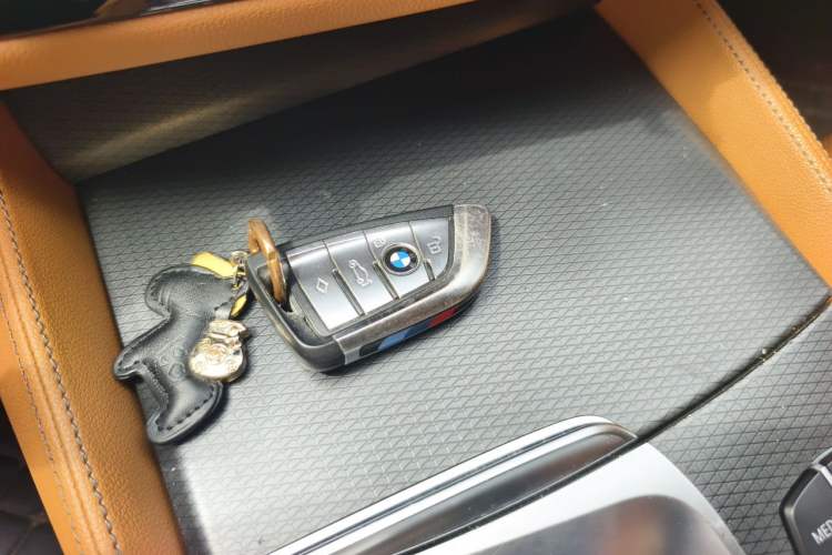 Used BMW 5 Series 2021 525i M Sport Package Vehicle Key