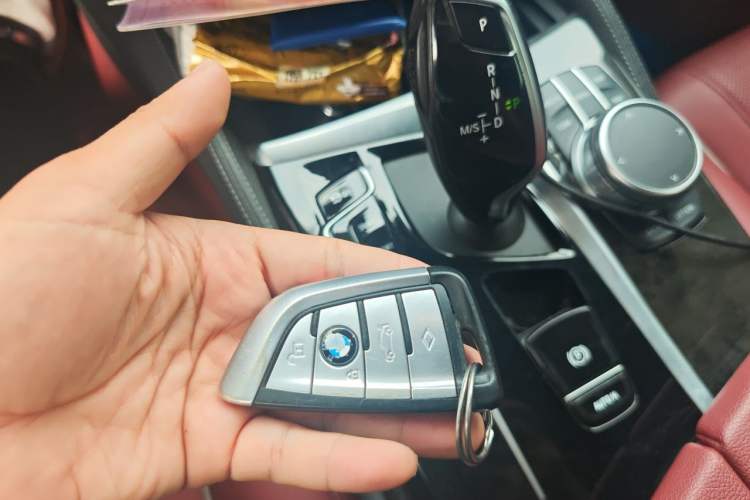 Used BMW 5 Series 2021 525Li M Sport Package Vehicle Key