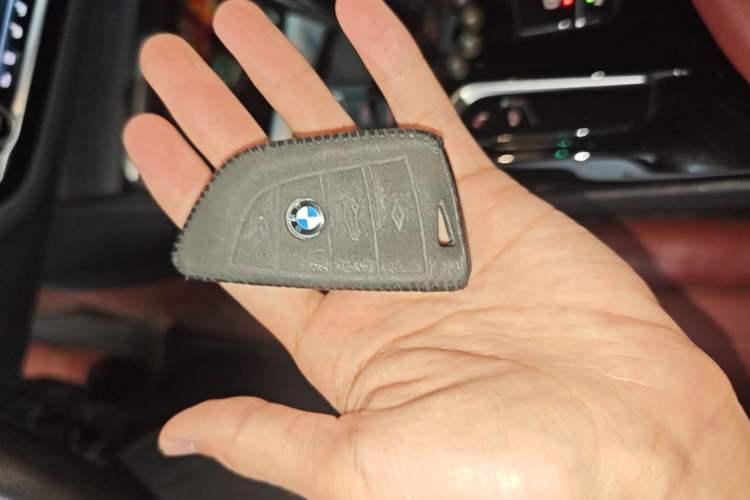 Used BMW 5 Series 2021 530Li Luxury Edition M Sport Package Vehicle Key