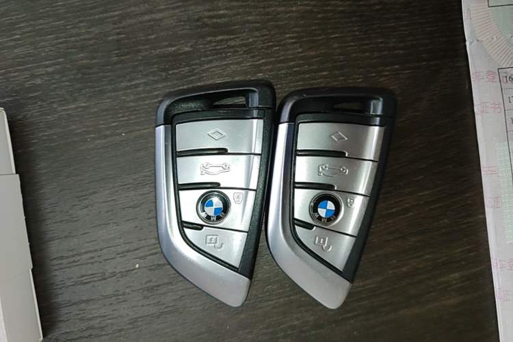 Used BMW 5 Series 2021 Facelifted 525Li M Sport Package Vehicle Key