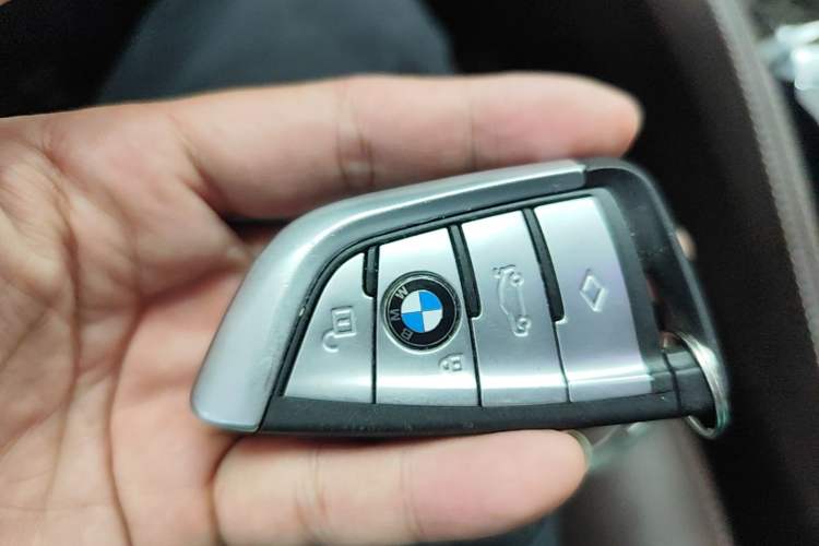 Used BMW 5 Series 2021 525Li Luxury Package Vehicle Key