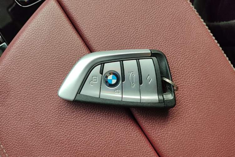 Used BMW 5 Series 2021 525Li M Sport Package Vehicle Key