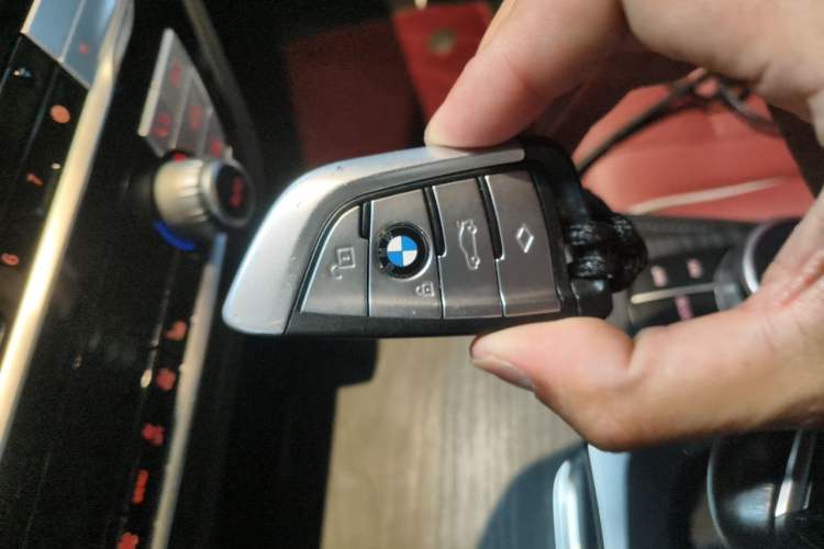 Used BMW 5 Series 2021 530Li Leading Model M Sport Package Vehicle Key