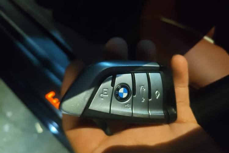 Used BMW 5 Series 2021 530Li Leading Luxury Package Vehicle Key