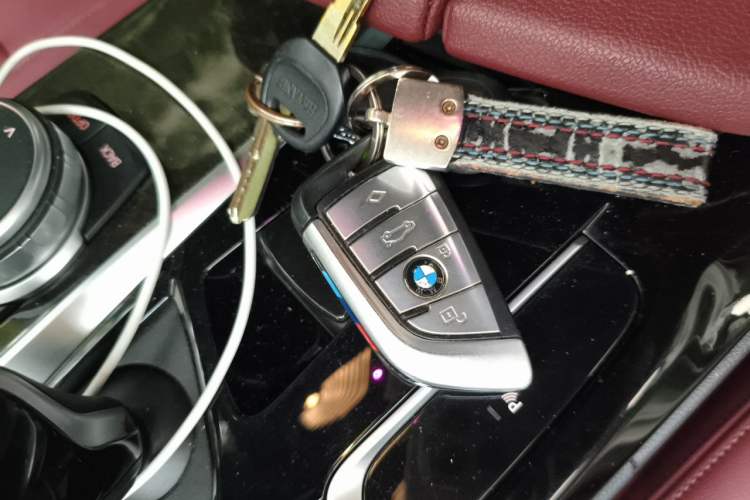 Used BMW 5 Series 2021 530Li Leading Model M Sport Package Vehicle Key