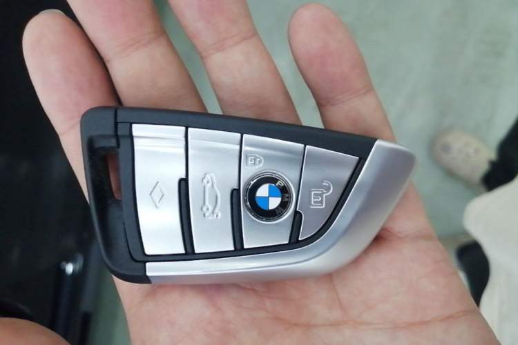 Used BMW 5 Series 2021 Facelifted 525Li M Sport Package Vehicle Key