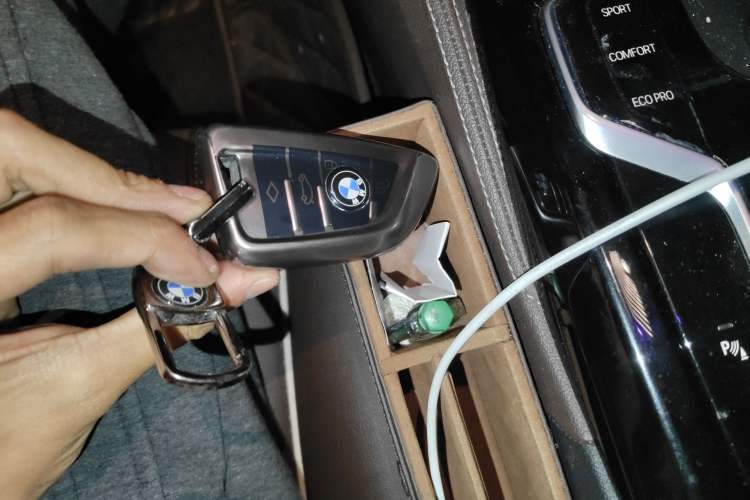 Used BMW 5 Series 2021 530Li Leading Model M Sport Package Vehicle Key