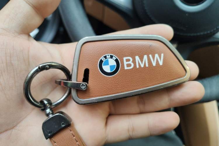 Used BMW 5 Series 2021 530i M Sport Package Vehicle Key