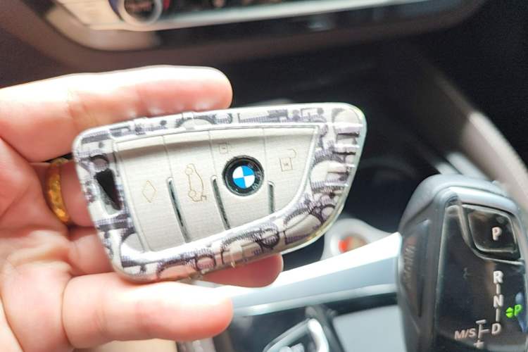 Used BMW 5 Series 2021 530Li Leading Model M Sport Package Vehicle Key