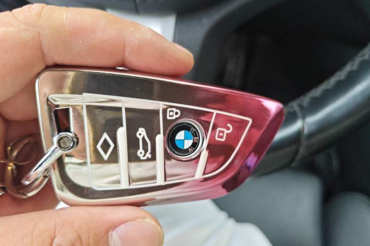 Used BMW 5 Series 2021 525i M Sport Package Vehicle Key