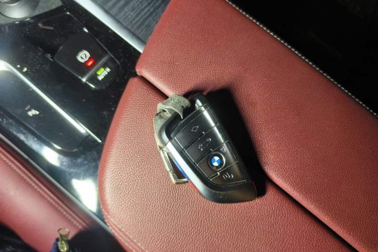 Used BMW 5 Series 2021 530Li Leading Model M Sport Package Vehicle Key
