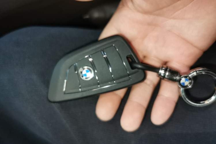 Used BMW 5 Series 2021 530Li Leading Model M Sport Package Vehicle Key