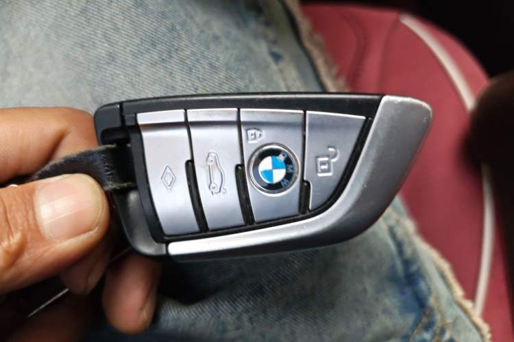 Used BMW 5 Series 2021 530Li xDrive M Sport Package Vehicle Key