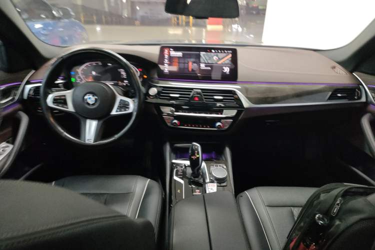 Used BMW 5 Series 2021 525Li M Sport Package Center Console