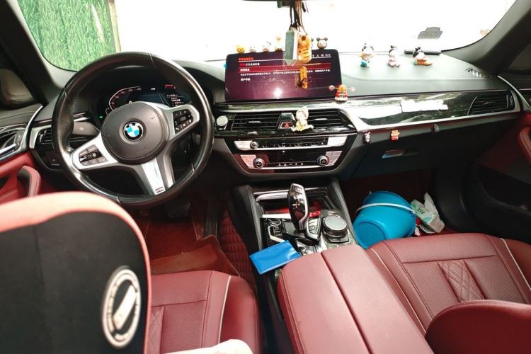 Used BMW 5 Series 2021 525Li Luxury Package Center Console