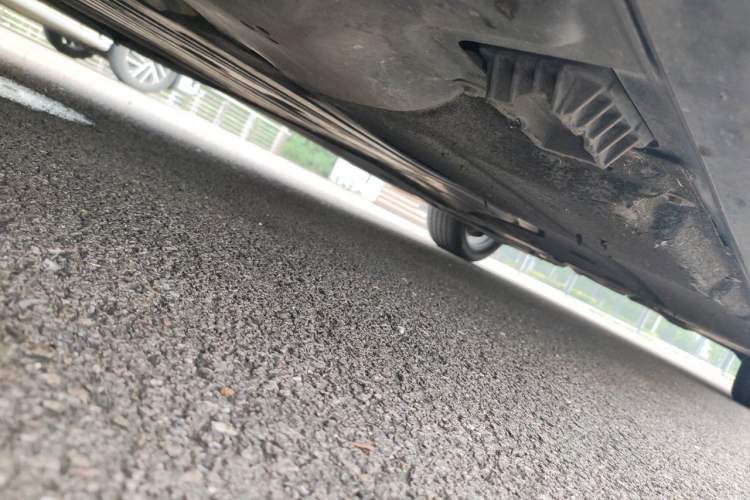 Used BMW 5 Series 2021 525Li M Sport Package Chassis Front Left