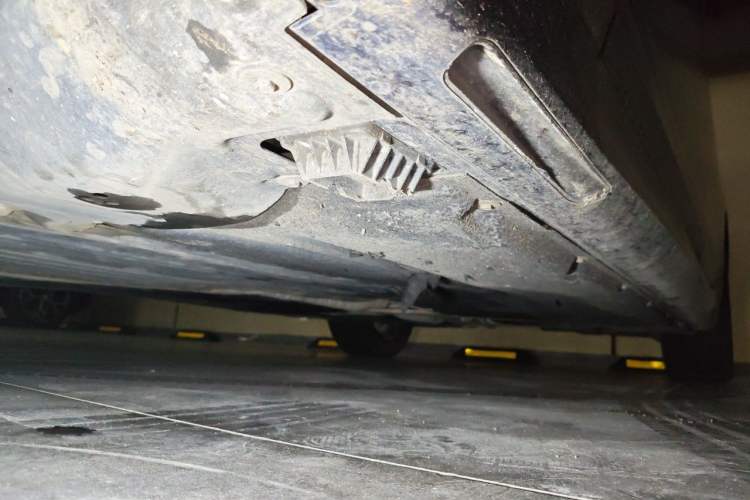 Used BMW 5 Series 2021 525Li M Sport Package Chassis Front Left