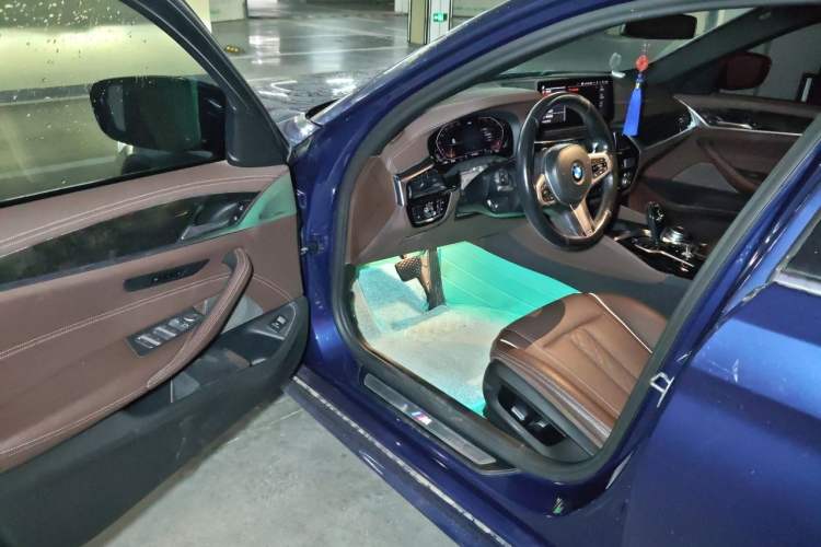 Used BMW 5 Series 2021 525Li M Sport Package Driver Seat