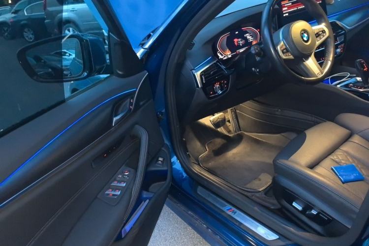 Used BMW 5 Series 2021 525i M Sport Package Driver Seat