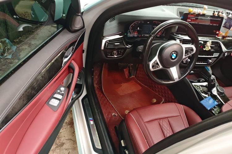Used BMW 5 Series 2021 525Li Luxury Package Driver Seat