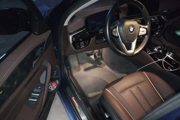 Used BMW 5 Series 2021 Updated Version 525Li Luxury Package Driver Seat