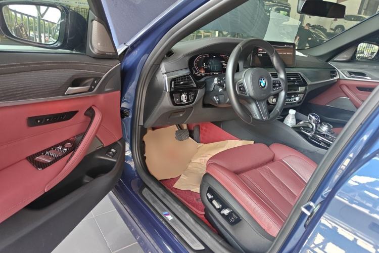 Used BMW 5 Series 2021 Restyled 530Li Luxury Edition M Sport Package Driver Seat