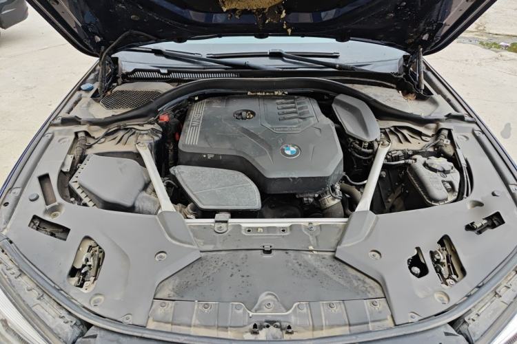 Used BMW 5 Series 2021 525Li M Sport Package Engine Bay