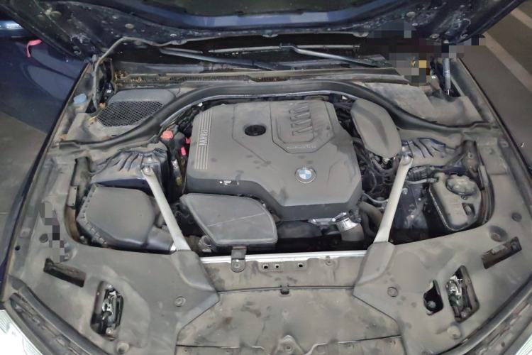 Used BMW 5 Series 2021 525Li M Sport Package Engine Bay