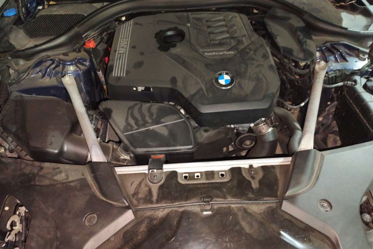 Used BMW 5 Series 2021 525Li M Sport Package Engine Bay
