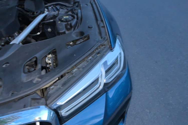Used BMW 5 Series 2021 525i M Sport Package Engine Bay Left