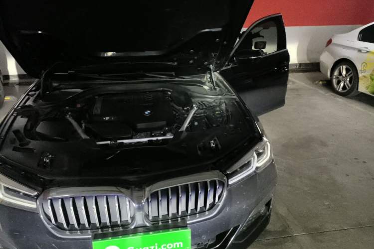 Used BMW 5 Series 2021 525Li M Sport Package Engine Bay Left
