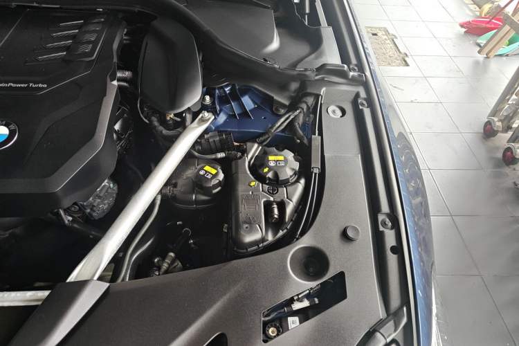 Used BMW 5 Series 2021 Restyled 530Li Luxury Edition M Sport Package Engine Bay Left