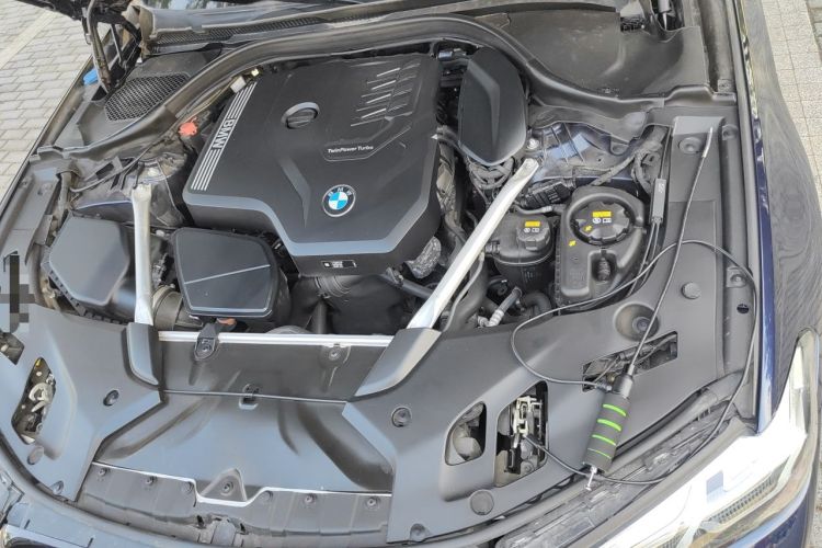 Used BMW 5 Series 2021 530i Sport Line M Sport Package Engine Bay Left