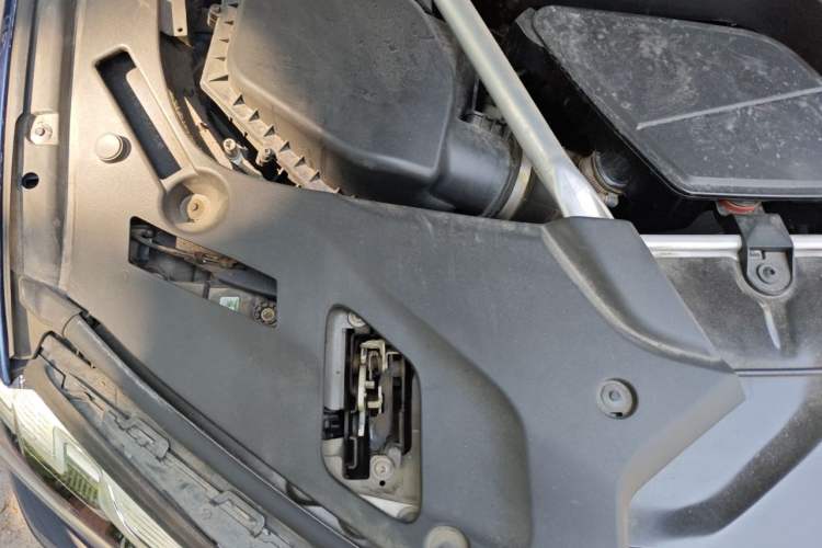 Used BMW 5 Series 2021 530Li Luxury Edition M Sport Package Engine Bay Right