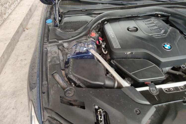 Used BMW 5 Series 2021 530Li Leading Model M Sport Package Engine Bay Right