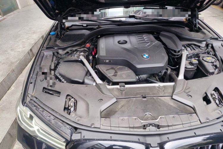 Used BMW 5 Series 2021 530i M Sport Package Engine Bay Right