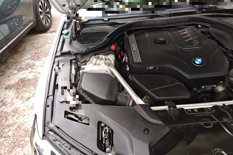 Used BMW 5 Series 2021 525Li Luxury Package Engine Bay Right