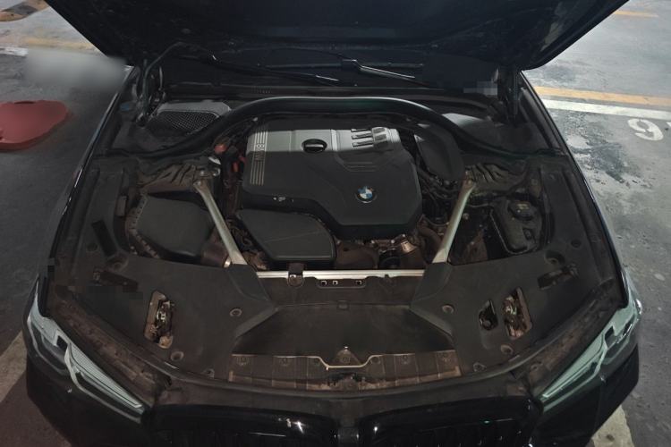 Used BMW 5 Series 2021 525Li M Sport Package Engine Bay