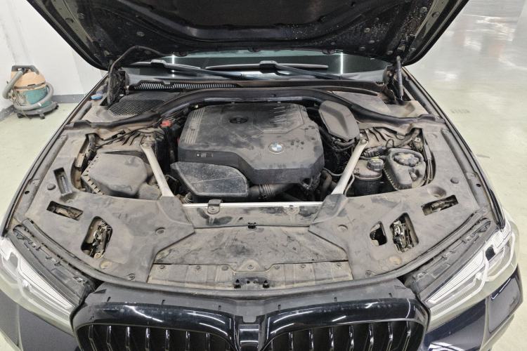 Used BMW 5 Series 2021 530i M Sport Package Engine Bay