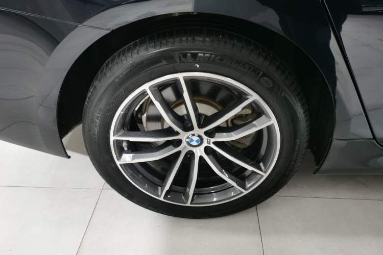Used BMW 5 Series 2021 Facelifted 525Li M Sport Package Exterior 1