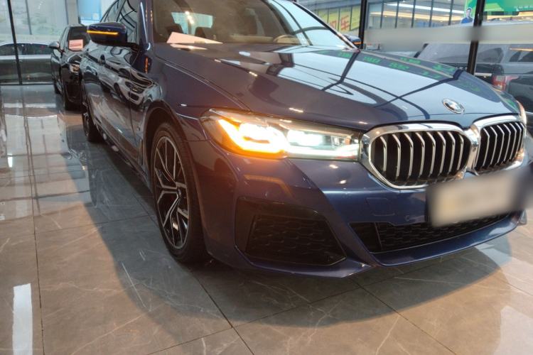 Used BMW 5 Series 2021 Restyled 540i Sport Line with M Sports Package Exterior 2
